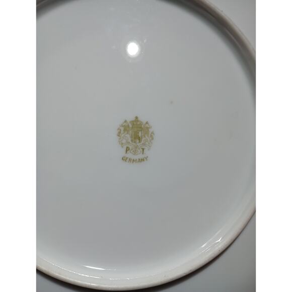 P.T. Germany Tirschenreuth Porcelain Hand Painted Lily Floral Plate - Picture 6 of 6